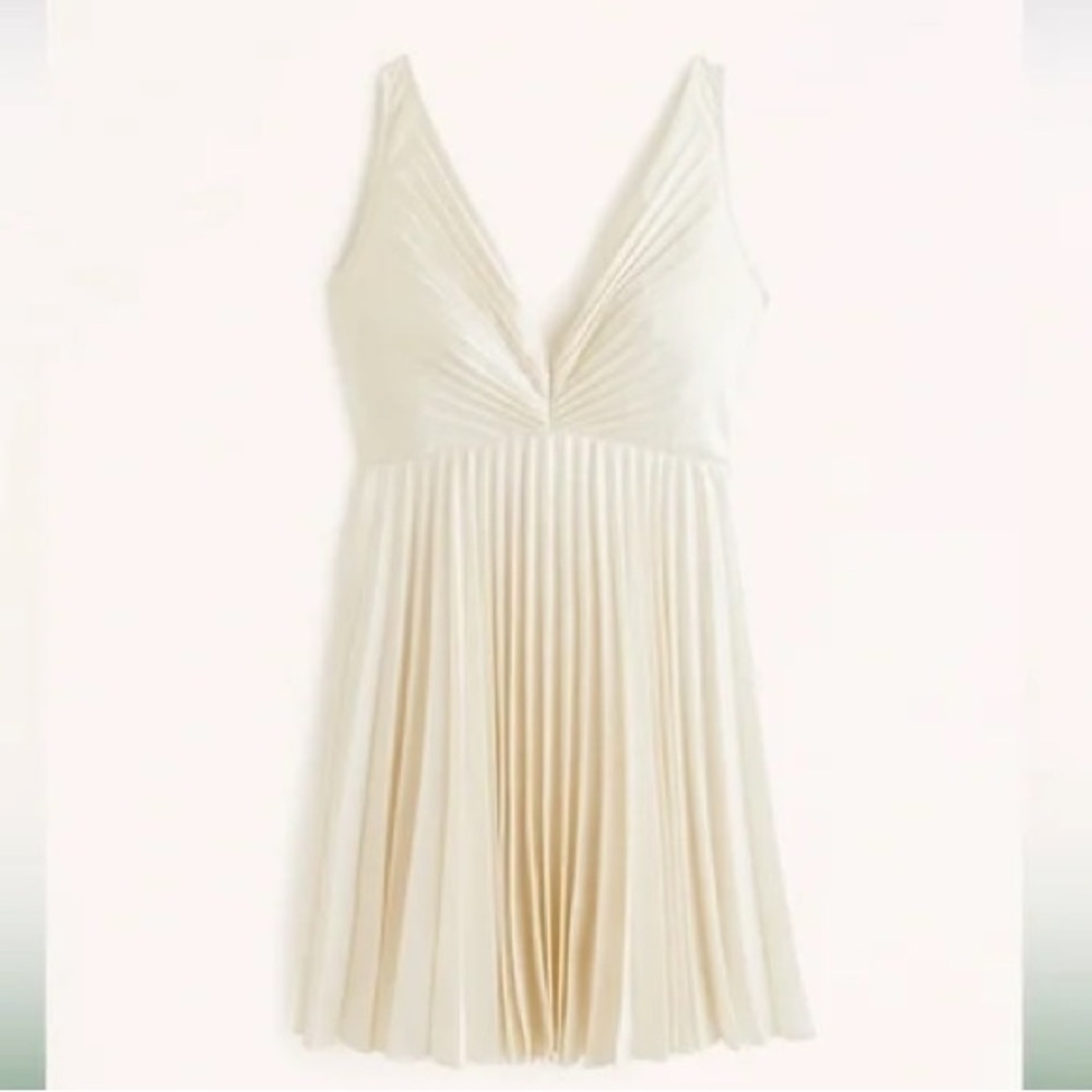 Abercrombie Plunge Pleated Satin Mini Dress Cream